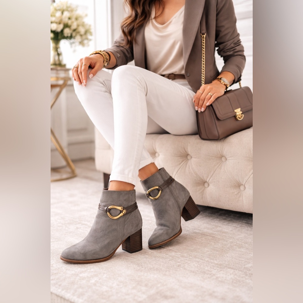 Isola Odell Suede ankle Bootie Women’s Size 9.5 Grey color Gold Buckle